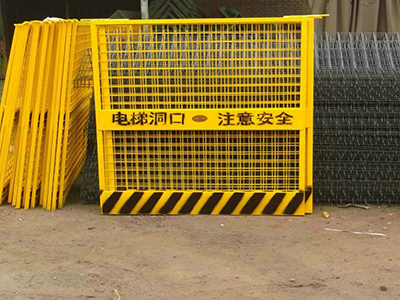 外部电梯防护门 - 河北省安平县东山网业有限公司图片4